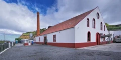 Porto da Cruz rum factory 